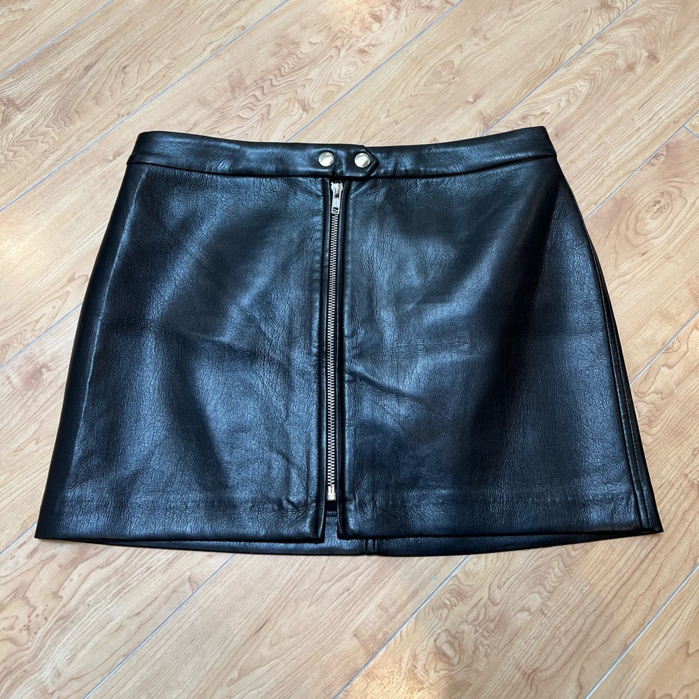 Aritzia Black Leather Skirt - Size 8